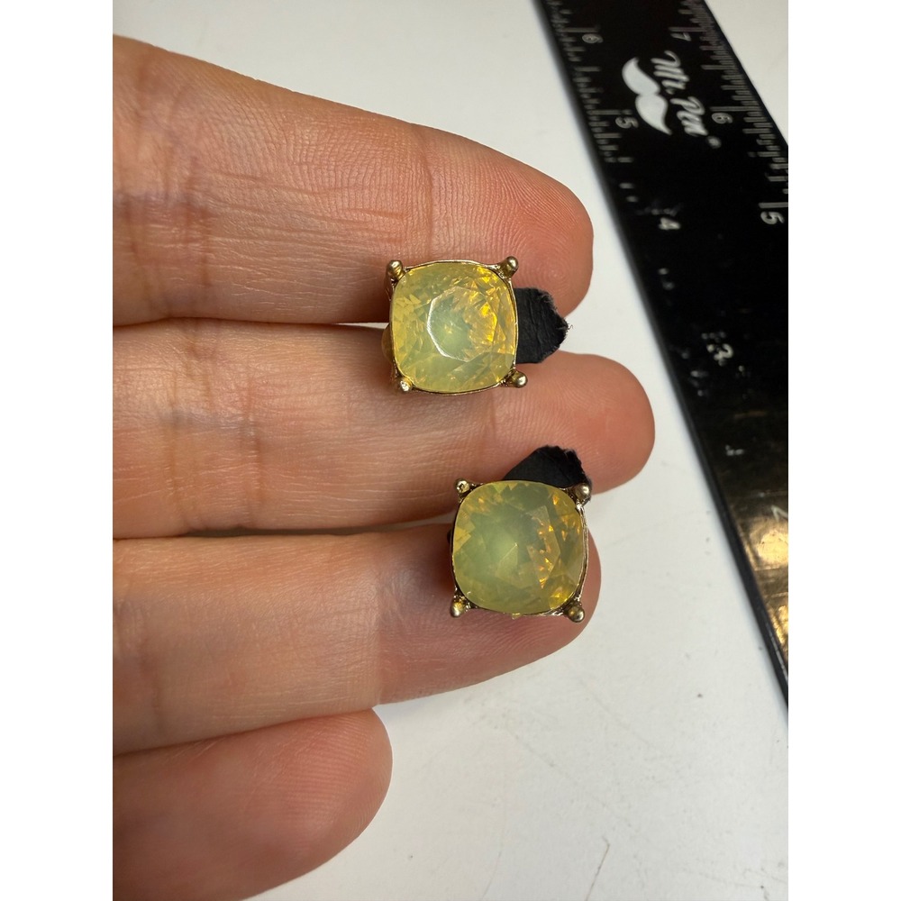 Gold Tone Cushion Cut Pale Yellow Opalescent Stud Earrings Chartreuse 0.5 Inch